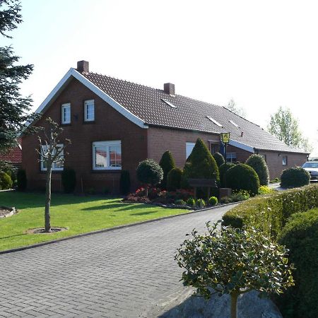 Ferienwohnung Petri Heil, 85059 Ostrhauderfehn エクステリア 写真